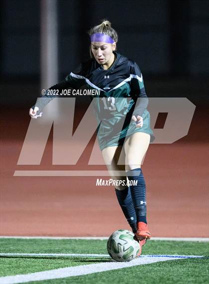 Thumbnail 2 in Reagan [Ronald] vs United (NEISD Soccer Showcase) photogallery.