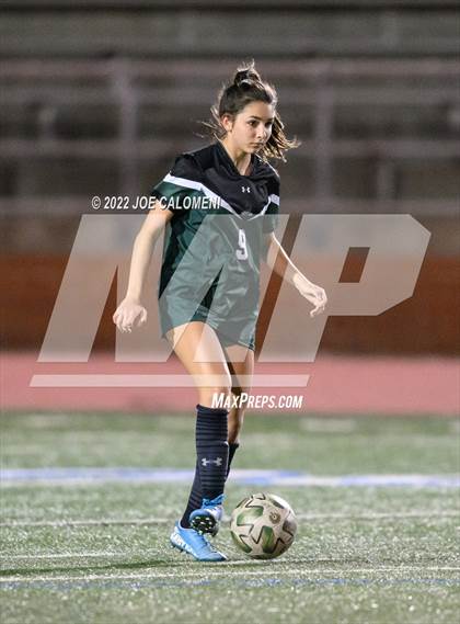 Thumbnail 3 in Reagan [Ronald] vs United (NEISD Soccer Showcase) photogallery.