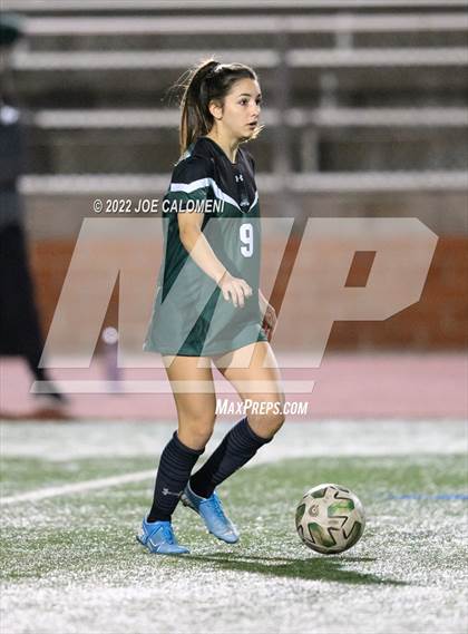 Thumbnail 1 in Reagan [Ronald] vs United (NEISD Soccer Showcase) photogallery.