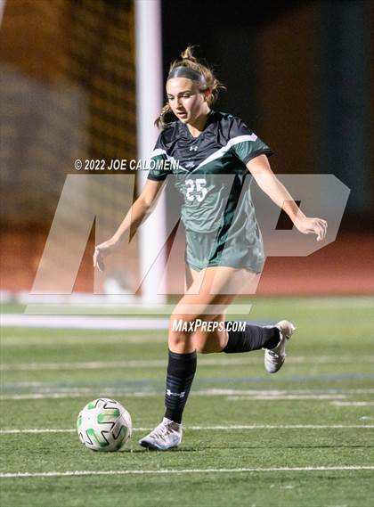 Thumbnail 1 in Reagan [Ronald] vs United (NEISD Soccer Showcase) photogallery.