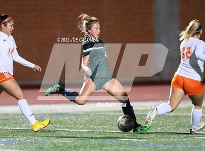 Thumbnail 1 in Reagan [Ronald] vs United (NEISD Soccer Showcase) photogallery.