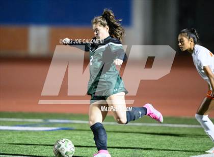 Thumbnail 1 in Reagan [Ronald] vs United (NEISD Soccer Showcase) photogallery.