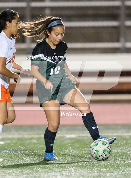 Thumbnail 3 in Reagan [Ronald] vs United (NEISD Soccer Showcase) photogallery.