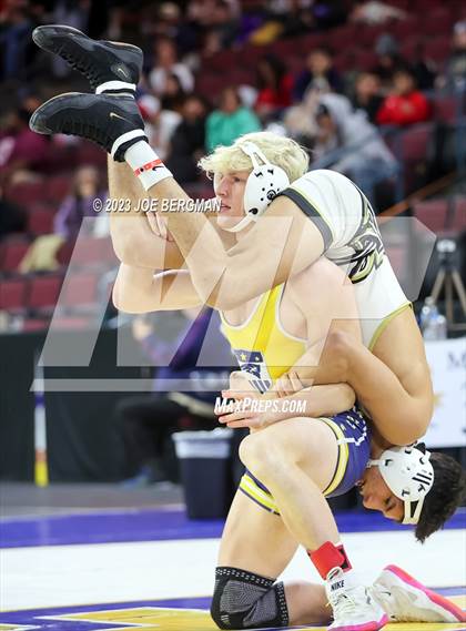 Thumbnail 2 in CIF State Championships (Boy's 1st Round) photogallery.
