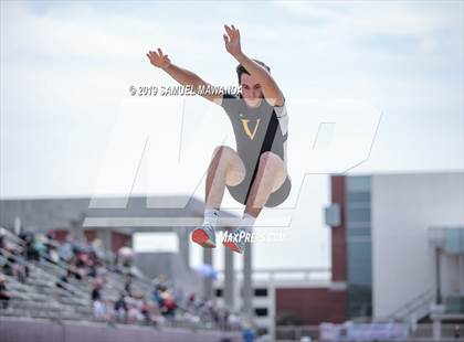 Thumbnail 2 in CIF SS Ford Track and Field Master’s Meet photogallery.