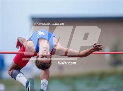 Thumbnail 3 in CIF SS Ford Track and Field Master’s Meet photogallery.