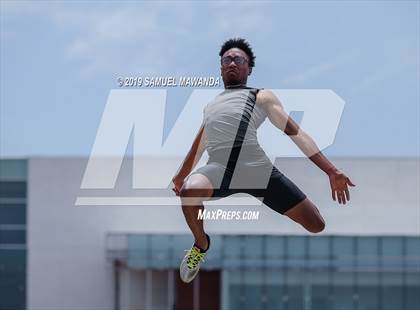 Thumbnail 3 in CIF SS Ford Track and Field Master’s Meet photogallery.