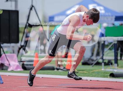 Thumbnail 2 in CIF SS Ford Track and Field Master’s Meet photogallery.
