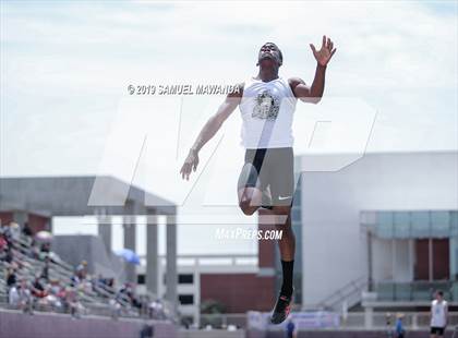 Thumbnail 1 in CIF SS Ford Track and Field Master’s Meet photogallery.