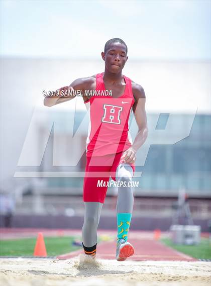 Thumbnail 3 in CIF SS Ford Track and Field Master’s Meet photogallery.