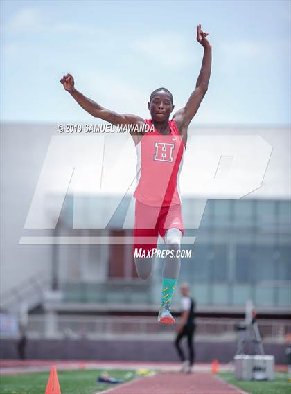 Thumbnail 1 in CIF SS Ford Track and Field Master’s Meet photogallery.