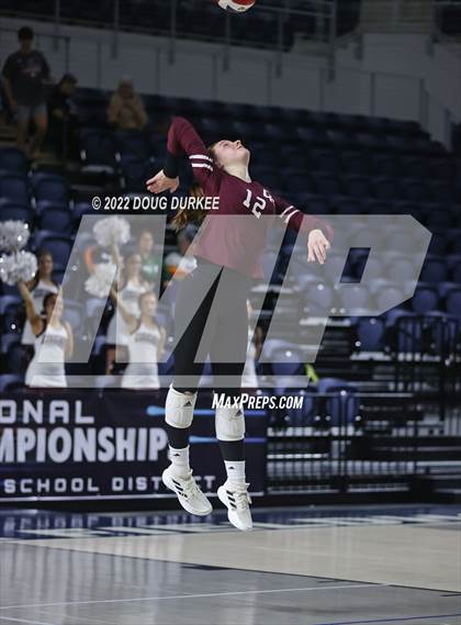 Thumbnail 3 in Cinco Ranch vs. Stratford (UIL 6A Region 3 Quarter Finals) photogallery.
