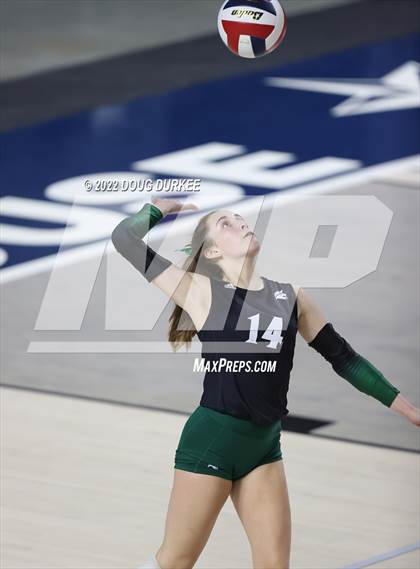 Thumbnail 3 in Cinco Ranch vs. Stratford (UIL 6A Region 3 Quarter Finals) photogallery.