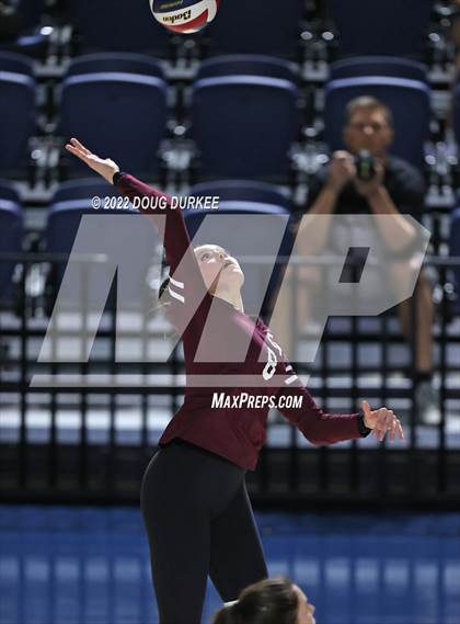 Thumbnail 2 in Cinco Ranch vs. Stratford (UIL 6A Region 3 Quarter Finals) photogallery.