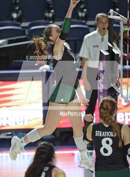 Thumbnail 3 in Cinco Ranch vs. Stratford (UIL 6A Region 3 Quarter Finals) photogallery.