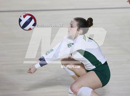 Thumbnail 2 in Cinco Ranch vs. Stratford (UIL 6A Region 3 Quarter Finals) photogallery.