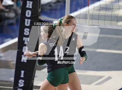 Thumbnail 1 in Cinco Ranch vs. Stratford (UIL 6A Region 3 Quarter Finals) photogallery.