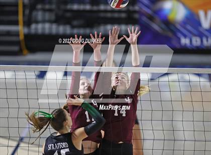 Thumbnail 3 in Cinco Ranch vs. Stratford (UIL 6A Region 3 Quarter Finals) photogallery.