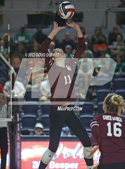 Thumbnail 2 in Cinco Ranch vs. Stratford (UIL 6A Region 3 Quarter Finals) photogallery.