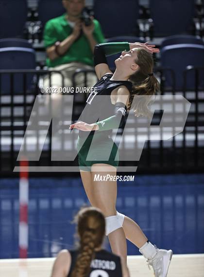 Thumbnail 3 in Cinco Ranch vs. Stratford (UIL 6A Region 3 Quarter Finals) photogallery.