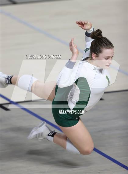 Thumbnail 3 in Cinco Ranch vs. Stratford (UIL 6A Region 3 Quarter Finals) photogallery.