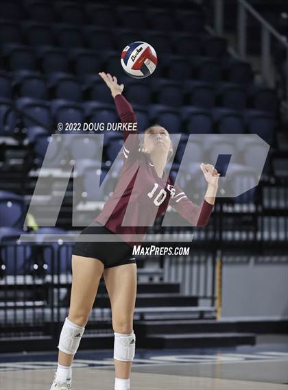 Thumbnail 2 in Cinco Ranch vs. Stratford (UIL 6A Region 3 Quarter Finals) photogallery.