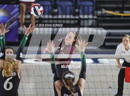 Thumbnail 1 in Cinco Ranch vs. Stratford (UIL 6A Region 3 Quarter Finals) photogallery.