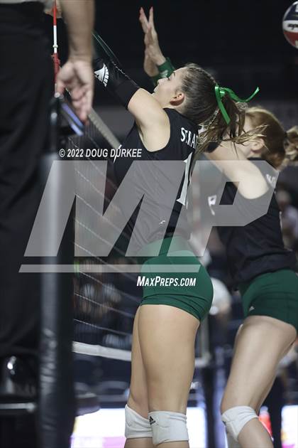 Thumbnail 2 in Cinco Ranch vs. Stratford (UIL 6A Region 3 Quarter Finals) photogallery.