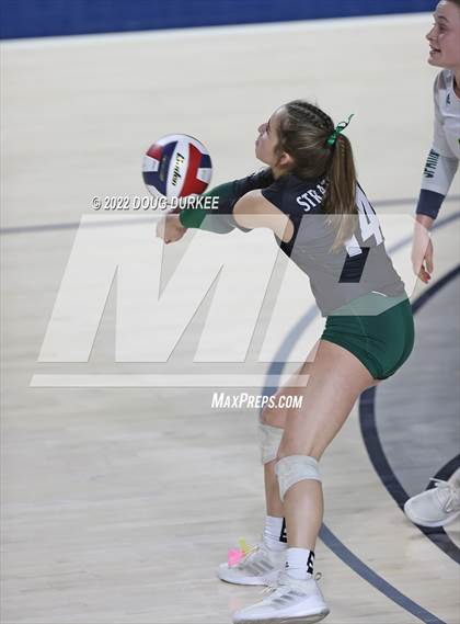 Thumbnail 3 in Cinco Ranch vs. Stratford (UIL 6A Region 3 Quarter Finals) photogallery.