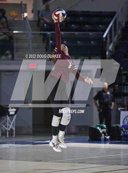 Thumbnail 3 in Cinco Ranch vs. Stratford (UIL 6A Region 3 Quarter Finals) photogallery.
