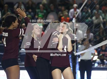 Thumbnail 3 in Cinco Ranch vs. Stratford (UIL 6A Region 3 Quarter Finals) photogallery.