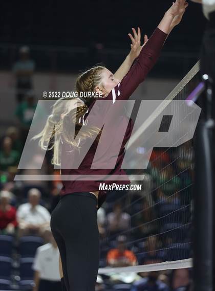 Thumbnail 2 in Cinco Ranch vs. Stratford (UIL 6A Region 3 Quarter Finals) photogallery.