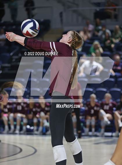 Thumbnail 1 in Cinco Ranch vs. Stratford (UIL 6A Region 3 Quarter Finals) photogallery.