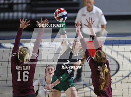 Thumbnail 2 in Cinco Ranch vs. Stratford (UIL 6A Region 3 Quarter Finals) photogallery.