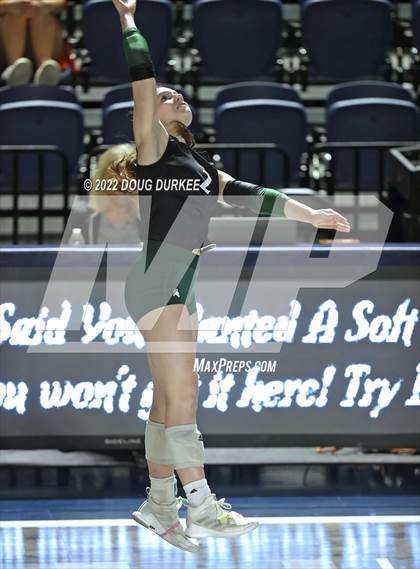 Thumbnail 3 in Cinco Ranch vs. Stratford (UIL 6A Region 3 Quarter Finals) photogallery.