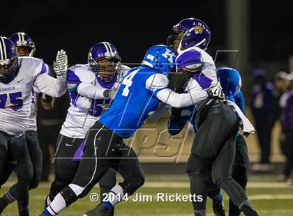 Thumbnail 2 in Lincoln @ Krum (UIL 4A Division 2 Region 1 Bi-District Playoff) photogallery.