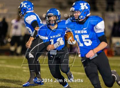 Thumbnail 2 in Lincoln @ Krum (UIL 4A Division 2 Region 1 Bi-District Playoff) photogallery.