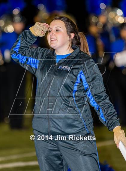 Thumbnail 3 in Lincoln @ Krum (UIL 4A Division 2 Region 1 Bi-District Playoff) photogallery.