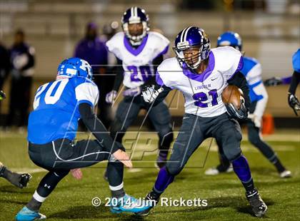 Thumbnail 2 in Lincoln @ Krum (UIL 4A Division 2 Region 1 Bi-District Playoff) photogallery.