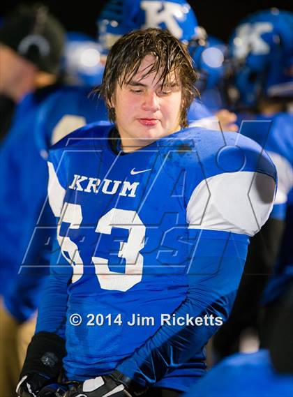 Thumbnail 3 in Lincoln @ Krum (UIL 4A Division 2 Region 1 Bi-District Playoff) photogallery.