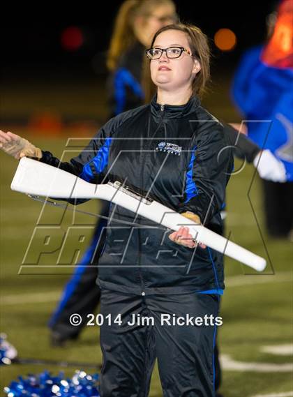 Thumbnail 2 in Lincoln @ Krum (UIL 4A Division 2 Region 1 Bi-District Playoff) photogallery.