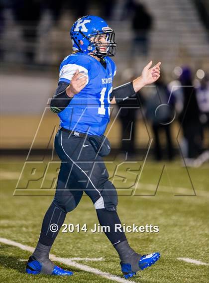 Thumbnail 3 in Lincoln @ Krum (UIL 4A Division 2 Region 1 Bi-District Playoff) photogallery.