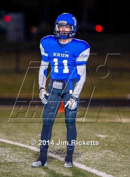 Thumbnail 1 in Lincoln @ Krum (UIL 4A Division 2 Region 1 Bi-District Playoff) photogallery.