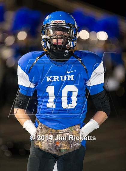 Thumbnail 2 in Lincoln @ Krum (UIL 4A Division 2 Region 1 Bi-District Playoff) photogallery.