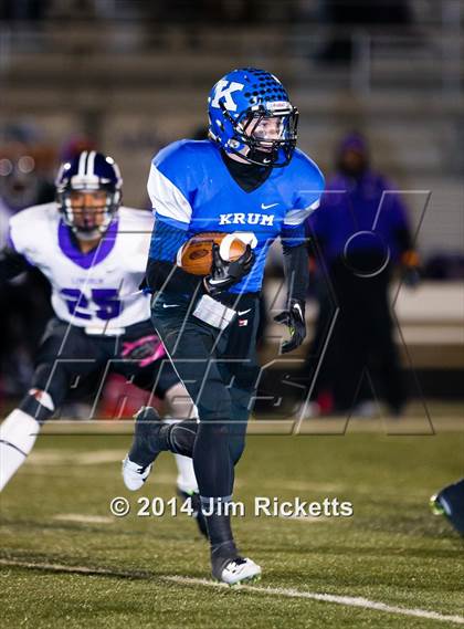 Thumbnail 2 in Lincoln @ Krum (UIL 4A Division 2 Region 1 Bi-District Playoff) photogallery.