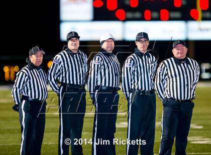Thumbnail 1 in Lincoln @ Krum (UIL 4A Division 2 Region 1 Bi-District Playoff) photogallery.