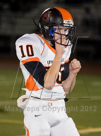Thumbnail 2 in Edwardsville vs. Lincoln-Way East photogallery.