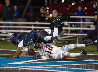 Thumbnail 2 in Edwardsville vs. Lincoln-Way East photogallery.