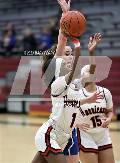 Thumbnail 3 in Ellwood City @ New Castle photogallery.