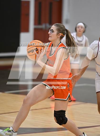 Thumbnail 3 in Seminole @ Tarpon Springs photogallery.
